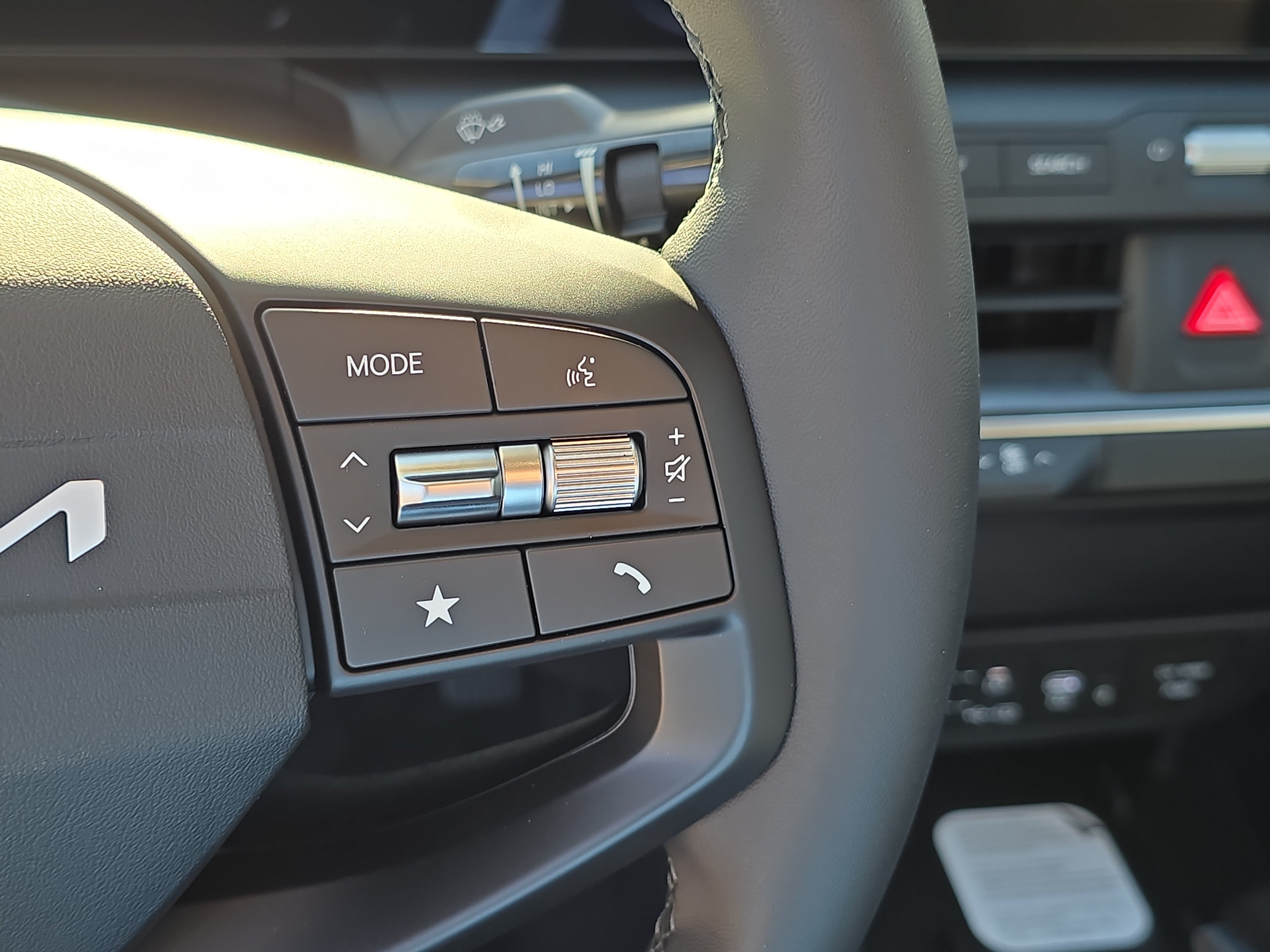 New 2026 Kia K4 EX FWD image 30