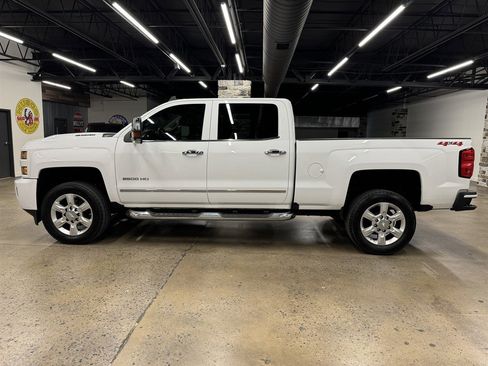 Used 2018 Chevrolet Silverado 2500 LTZ w/ Duramax Plus Package image 4