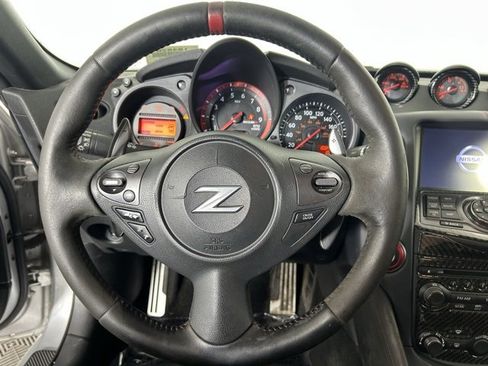 Used 2017 Nissan 370Z NISMO image 16
