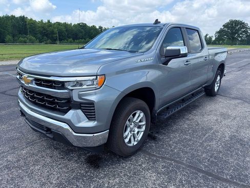 Used 2025 Chevrolet Silverado 1500 LT AWD/4WD image 21