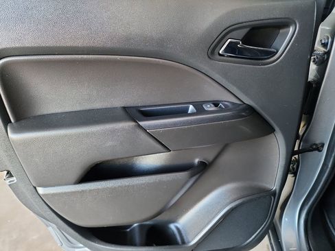 Used 2021 Chevrolet Colorado LT w/ LT Convenience Package RWD image 35