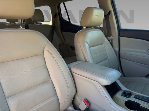 Used 2018 GMC Acadia Denali w/ Technology Package image 11