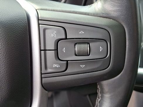 Used 2021 GMC Yukon XL SLT w/ SLT Premium Package image 19