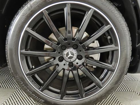 Certified 2022 Mercedes-Benz GLB 250 image 33