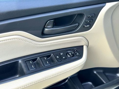 Used 2019 Honda Odyssey Touring image 16