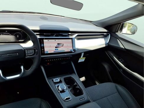 New 2026 Jeep Cherokee Laredo AWD/4WD image 14