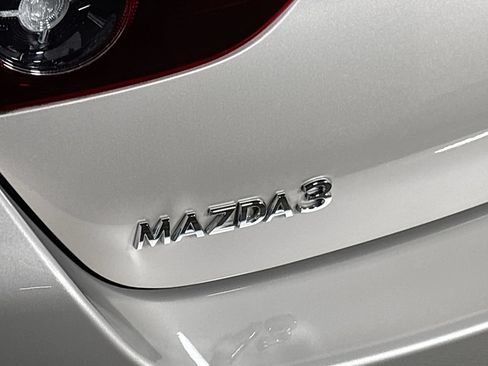 Used 2024 MAZDA MAZDA3 s FWD image 24