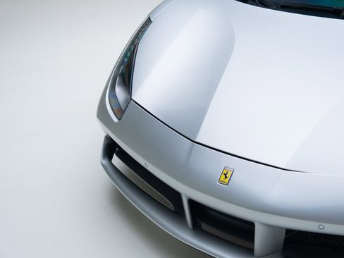 Used 2017 Ferrari 488 Spider RWD image 7