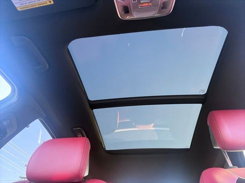 Used 2025 Genesis GV70 3.5T Sport image 43