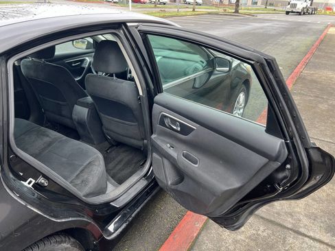 Used 2015 Nissan Altima 2.5 S w/ Power Driver Seat Package image 9