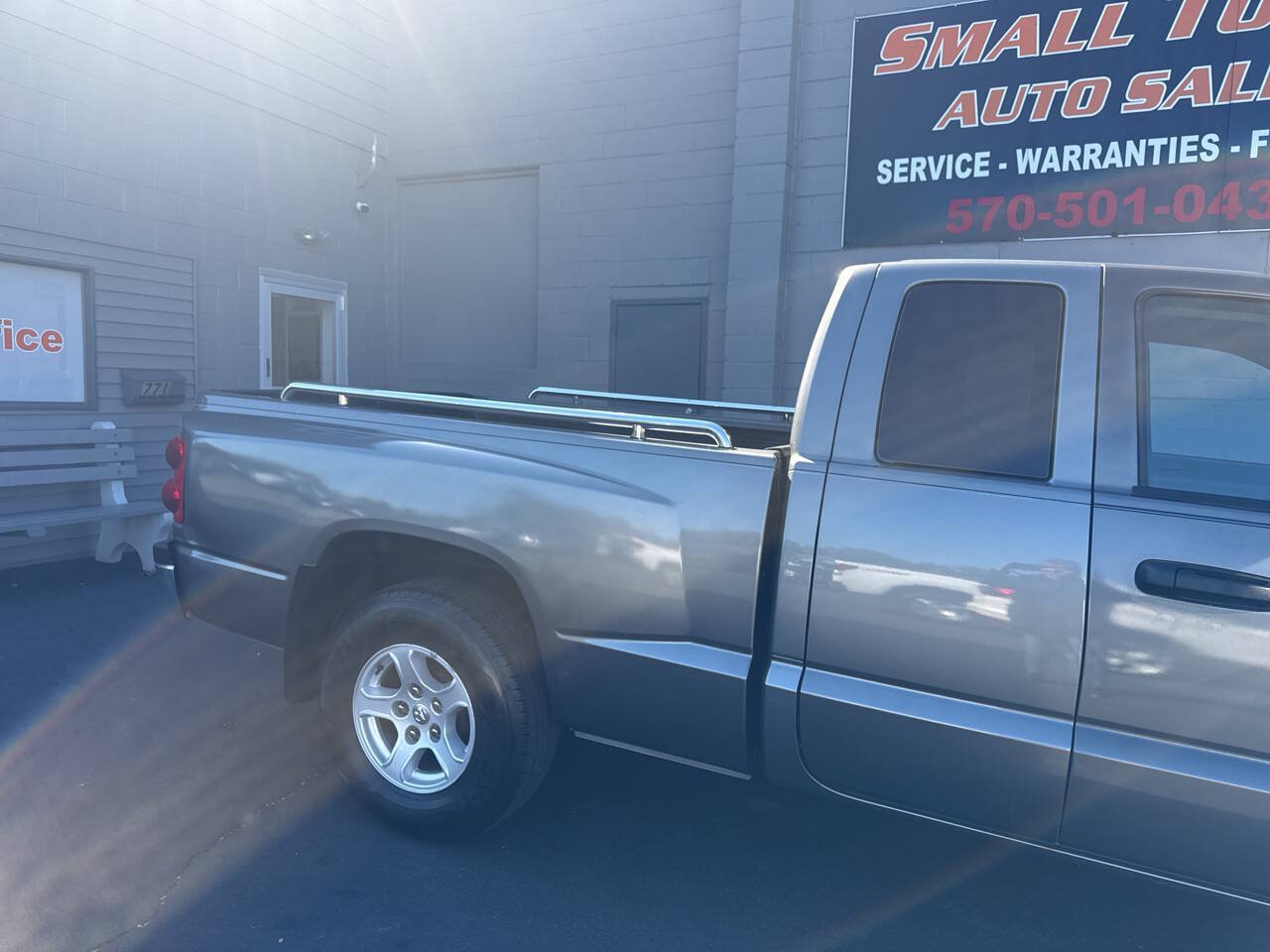 Used 2006 Dodge Dakota SLT w/ Trailer Tow Group AWD/4WD image 9