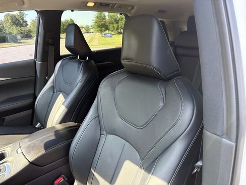 Used 2023 INFINITI QX60 Sensory w/ Cargo Package AWD/4WD image 25