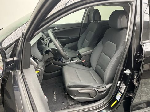 Used 2017 Hyundai Tucson SE image 8