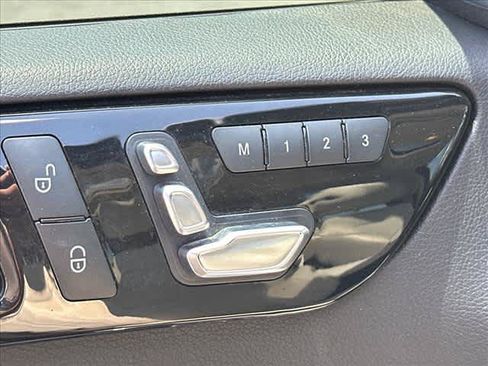 Used 2018 Mercedes-Benz GLE 350 4MATIC image 19