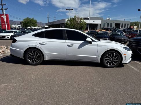 Certified 2023 Hyundai Sonata Limited FWD image 12