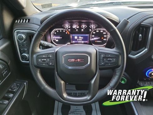 Used 2022 GMC Sierra 1500 AT4 w/ AT4 Preferred Package image 9
