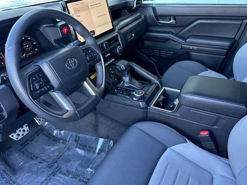 Used 2024 Toyota Tacoma 4x4 Double Cab image 11