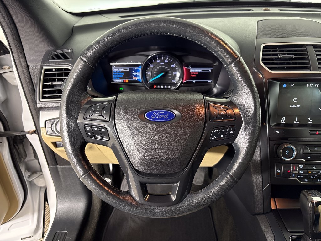 Used 2017 Ford Explorer XLT w/ Equipment Group 202A FWD image 18
