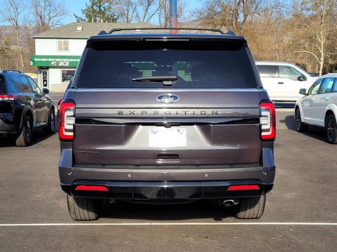 Used 2022 Ford Expedition Limited image 6