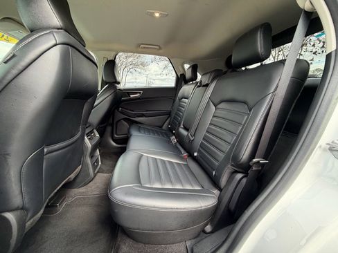 Certified 2023 Ford Edge SEL image 19