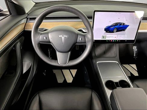 Used 2022 Tesla Model 3 Long Range AWD/4WD image 8