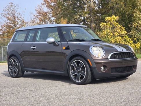 Used 2009 MINI Cooper Clubman Hardtop image 15