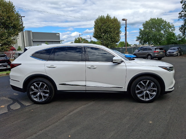 Used 2023 Acura MDX w/ Technology Package FWD image 7