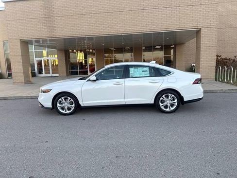 New 2025 Honda Accord LX image 1