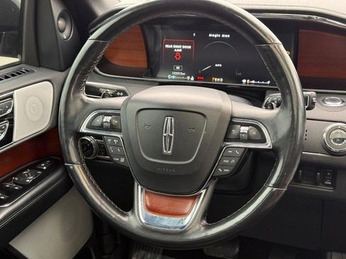 Used 2020 Lincoln Navigator L Reserve w/ Luxury Package image 20