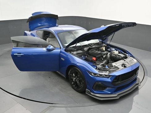 Used 2024 Ford Mustang GT RWD image 42