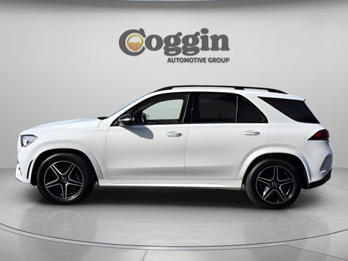 Certified 2022 Mercedes-Benz GLE 450 4MATIC image 2