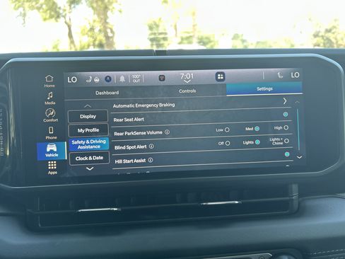 New 2025 Jeep Gladiator Sport image 45