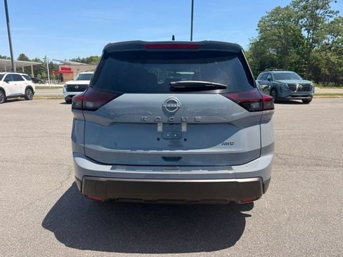 New 2026 Nissan Rogue SV w/ Cold Weather Package AWD/4WD image 6