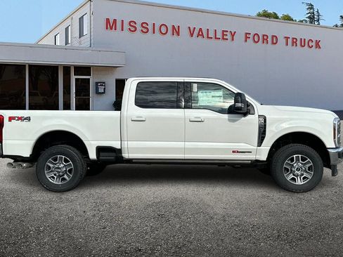 New 2025 Ford F250 Lariat w/ Lariat Ultimate Package image 3