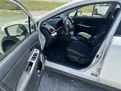Used 2016 Subaru Crosstrek 2.0i Premium image 14