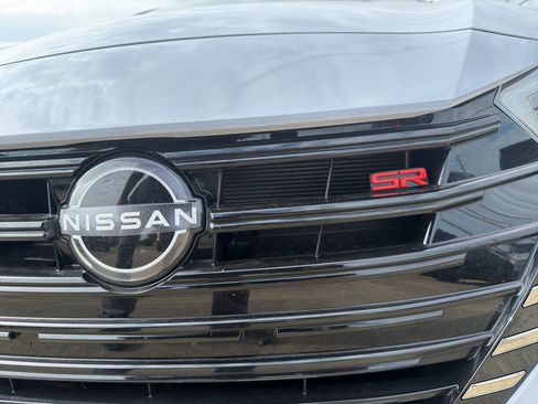 Used 2025 Nissan Versa SR w/ Trunk Package FWD image 17