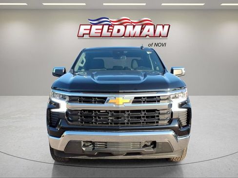 Used 2025 Chevrolet Silverado 1500 LT AWD/4WD image 8