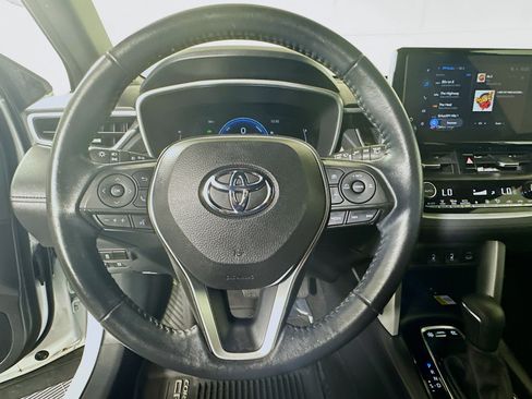 Used 2023 Toyota Corolla Cross AWD Hybrid w/ Convenience Package image 15