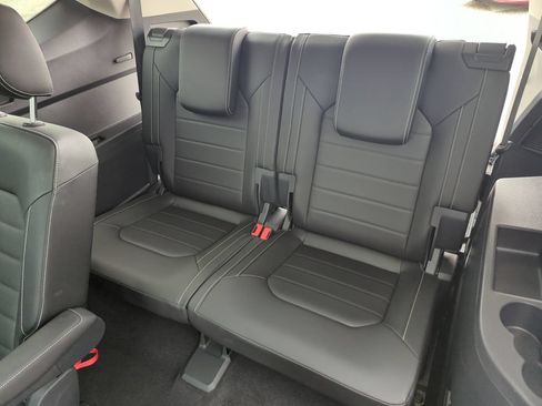 Certified 2026 Volkswagen Atlas SEL AWD/4WD image 31