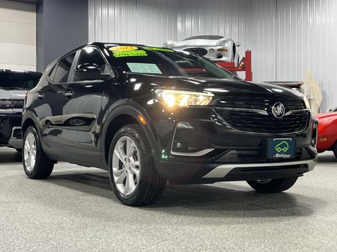 Certified 2023 Buick Encore GX Preferred w/ Cold Weather Comfort Package AWD/4WD image 6