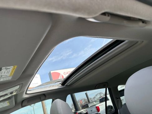 Used 2007 Toyota RAV4 Limited image 20