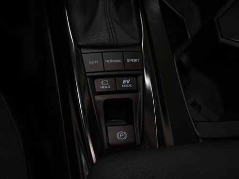 Certified 2025 Toyota Camry LE image 25