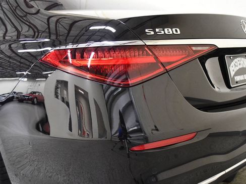 Used 2023 Mercedes-Benz S 580 4MATIC Sedan image 32