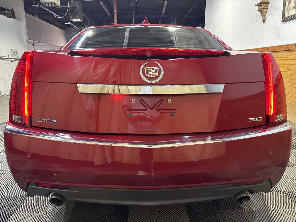 Used 2010 Cadillac CTS Performance w/ Performance Luxury Package RWD image 3