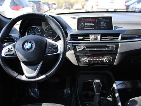 Used 2017 BMW X1 sDrive28i image 12