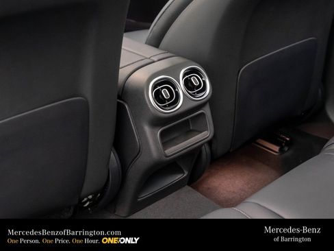 New 2026 Mercedes-Benz GLC 300 4MATIC image 21