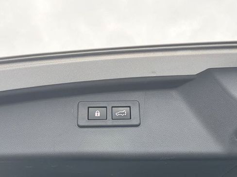 Used 2021 Subaru Outback Limited AWD/4WD image 15
