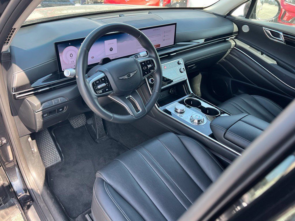 Used 2025 Genesis GV80 2.5T Standard AWD/4WD image 15
