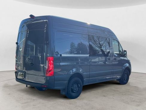 Used 2024 Mercedes-Benz Sprinter 144 Cargo image 5