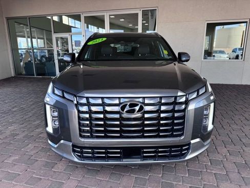 Used 2024 Hyundai Palisade Calligraphy image 8